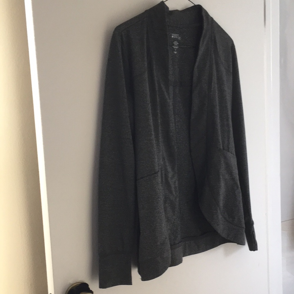 Market & Spruce Active WeFlex Zarola Cardigan Dark Grey Size Medium